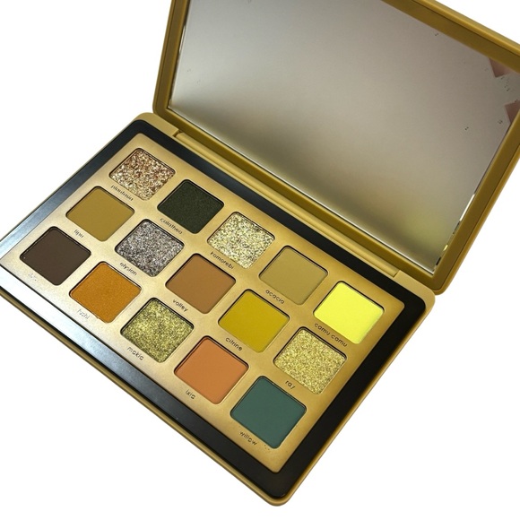 Natasha Denona Yucca Eyeshadow Palette NWT - Picture 4 of 10